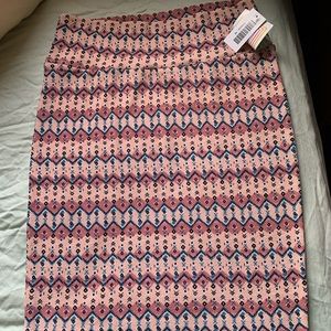 Lularoe medium Cassie with tags.